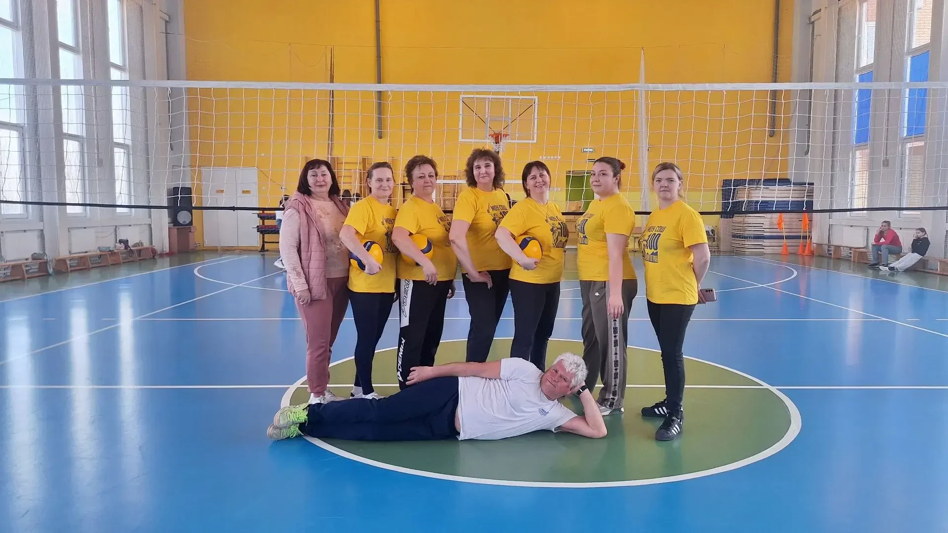 Наши учителя — на спортивной арене: участие команды в спартакиаде работников образования            