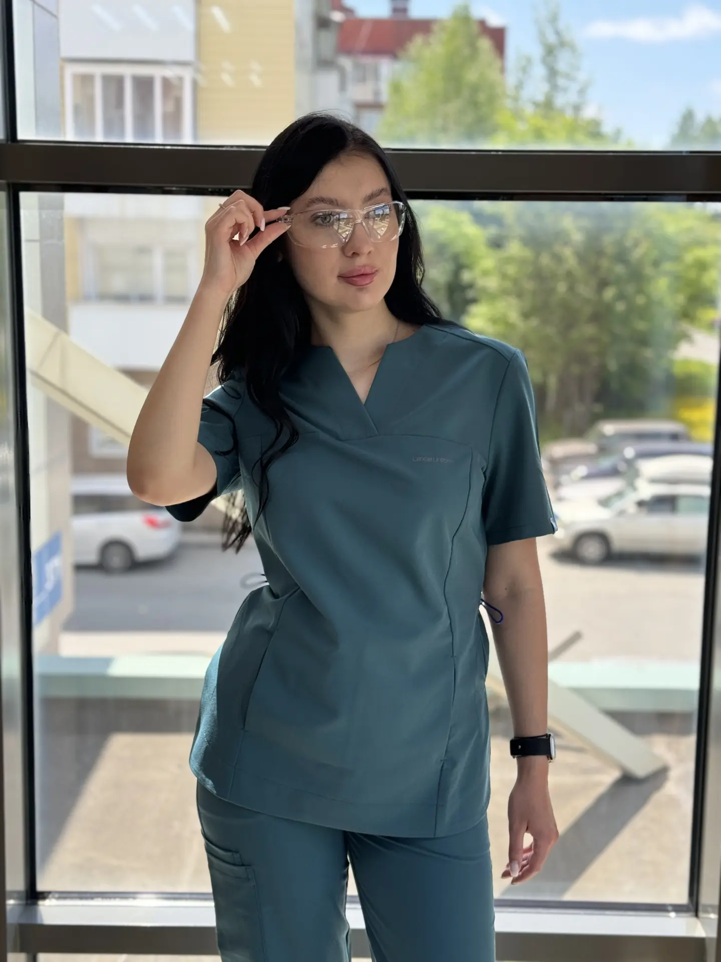 Блуза 4100
Брюки 4100

Размеры От XS до XXL 
Цвета :изумруд,мята,розовый
