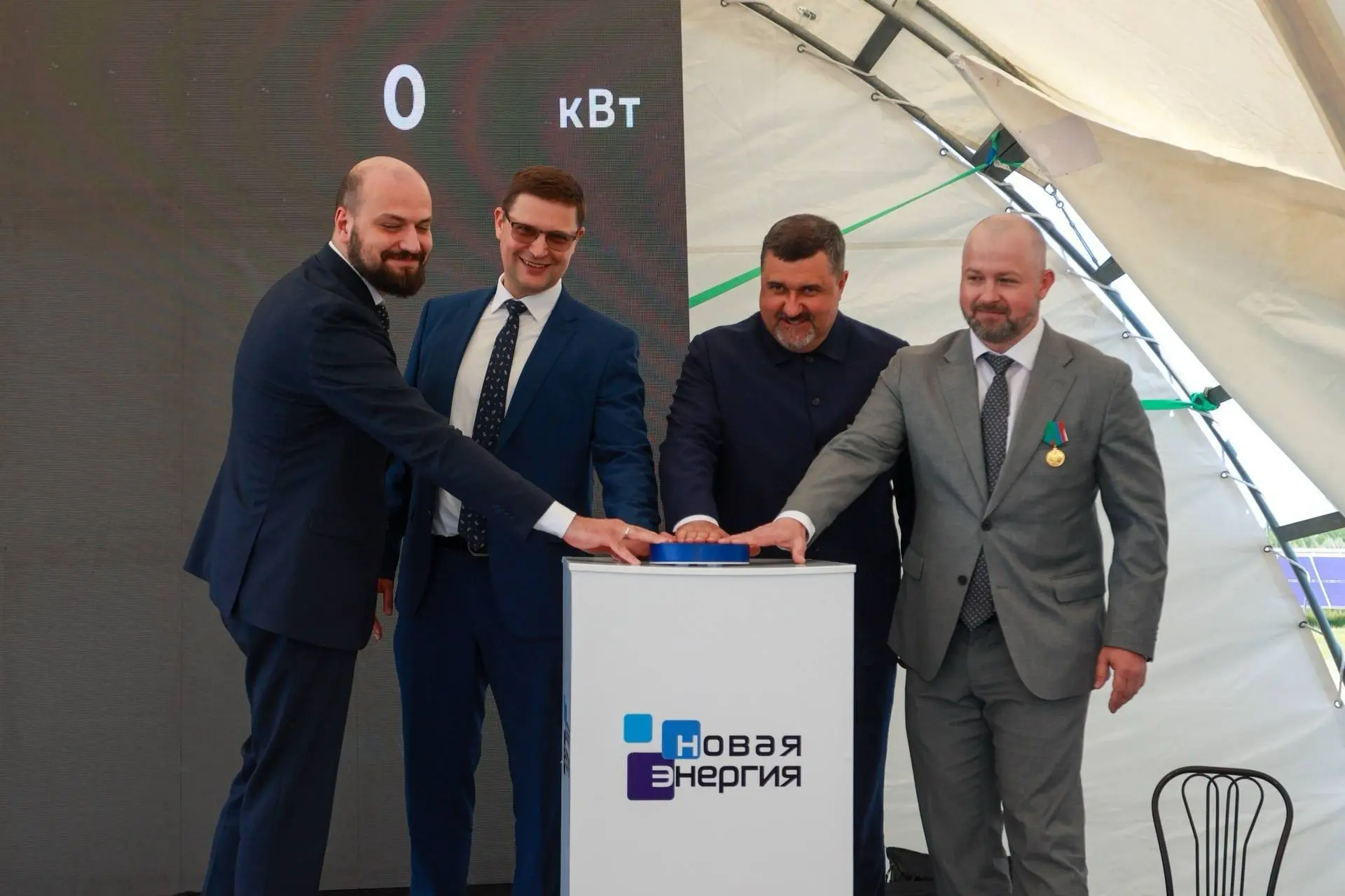 ⚡️Врио главы Дагестана Федор Щукин и председатель правительства РД Магомед Рамазанов запустили Дербе