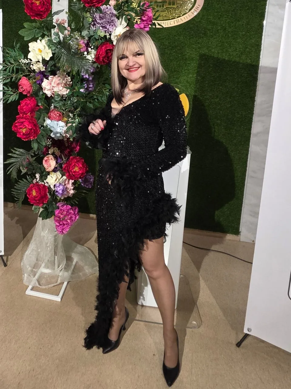 Познакомимся? 😉 Я - SAFRINA (Ирина Сафронова). Пою и живу так, как чувствую. Поэтому, ...