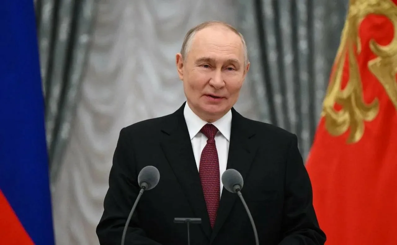⚡️Не все вопросы с топливом решены, но они решаются, — Путин.