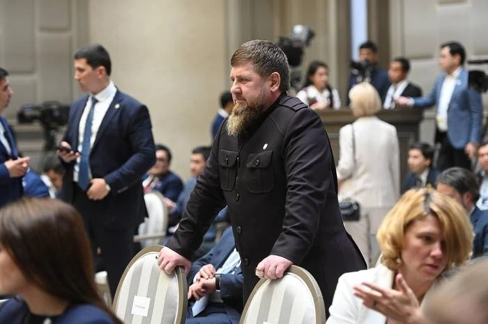 Кадыров призвал мужчин в Чечне не превращать религиозный образ в модный тренд