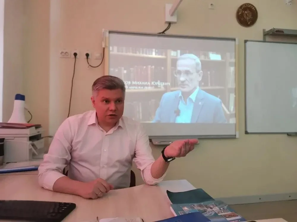 🎖️📽️ ПРОСМОТР ДОКУМЕНТАЛЬНОГО ФИЛЬМА «КОМАНДОВАТЬ ПАРАДОМ БУДЕТ ОН: ИСТОРИЯ ОДНОГО ГЕНЕРАЛА» 🎖️📽️  1