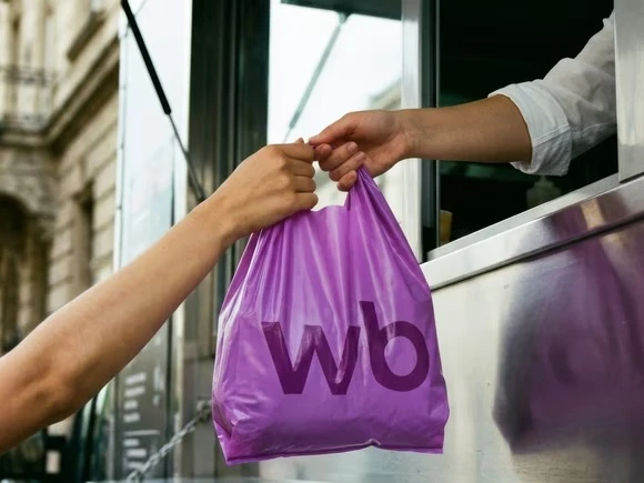 Wildberries тестирует передвижной пункт выдачи заказов в Тверской области