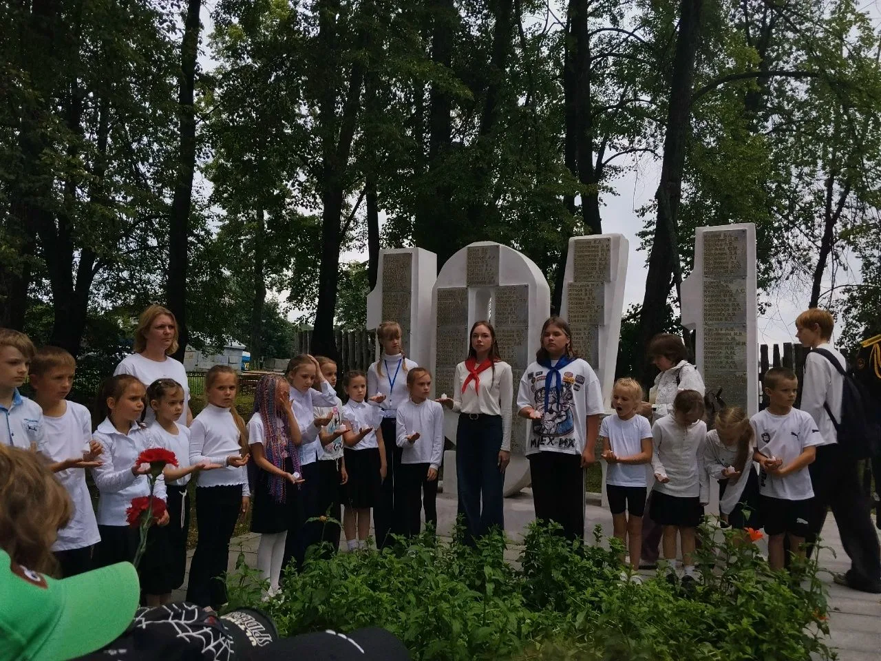 Сегодня мы стали частью Всероссийской акции «Свеча памяти» у мемориала 1941-1945 г.