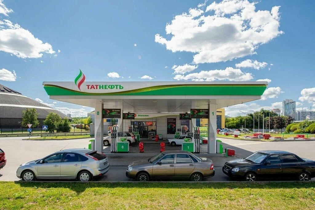 ⛽️ «Татнефть» ограничила продажу бензина на всех своих заправках в России

На АЗС компании введены л