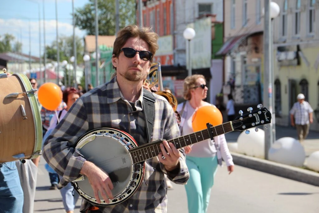 🎷 Международный джазовый фестиваль пройдет 8 августа в Камышлове в 12-й раз.