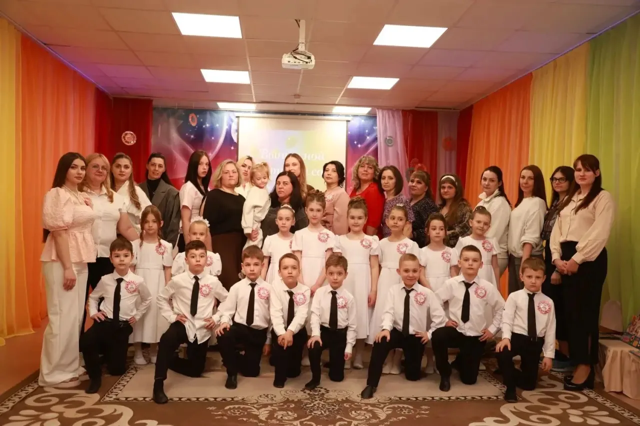 В нашем детском саду прошёл выпускной подготовительной группы "Пчелки"