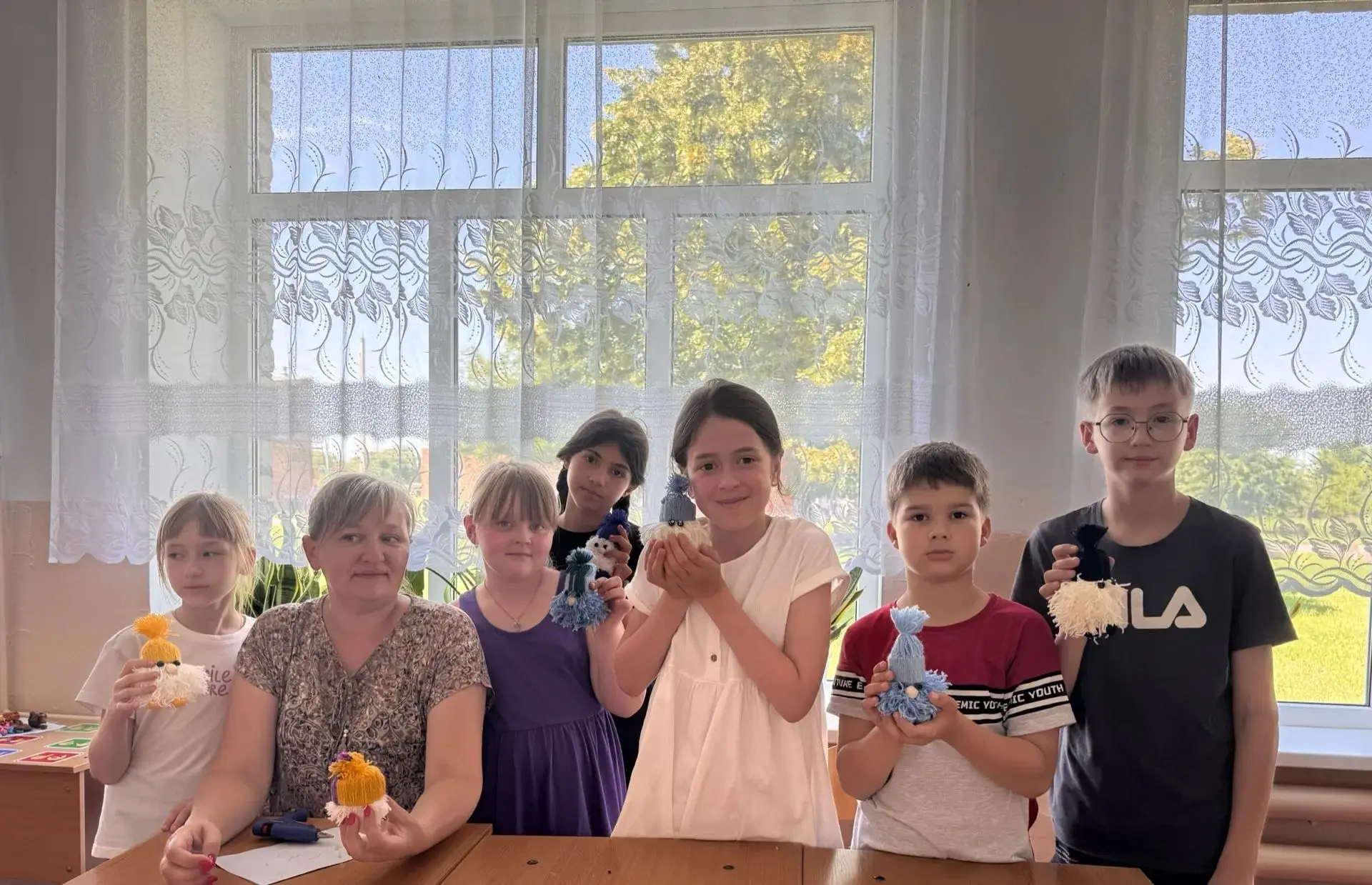 🎉 В нашем лагере прошёл увлекательный мастер‑класс «Домовёнок Кузя из пряжи»! 🎉

Ребята с большим 