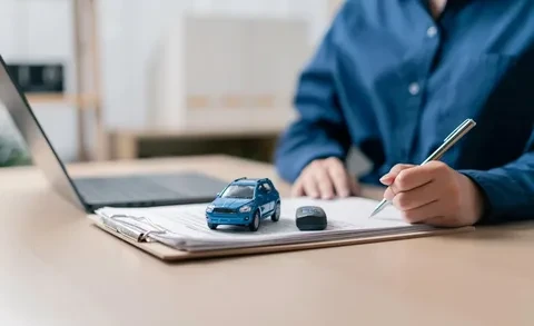 🚘 Продали машину, а налог продолжает приходить: как законно снять авто с учета через Г...