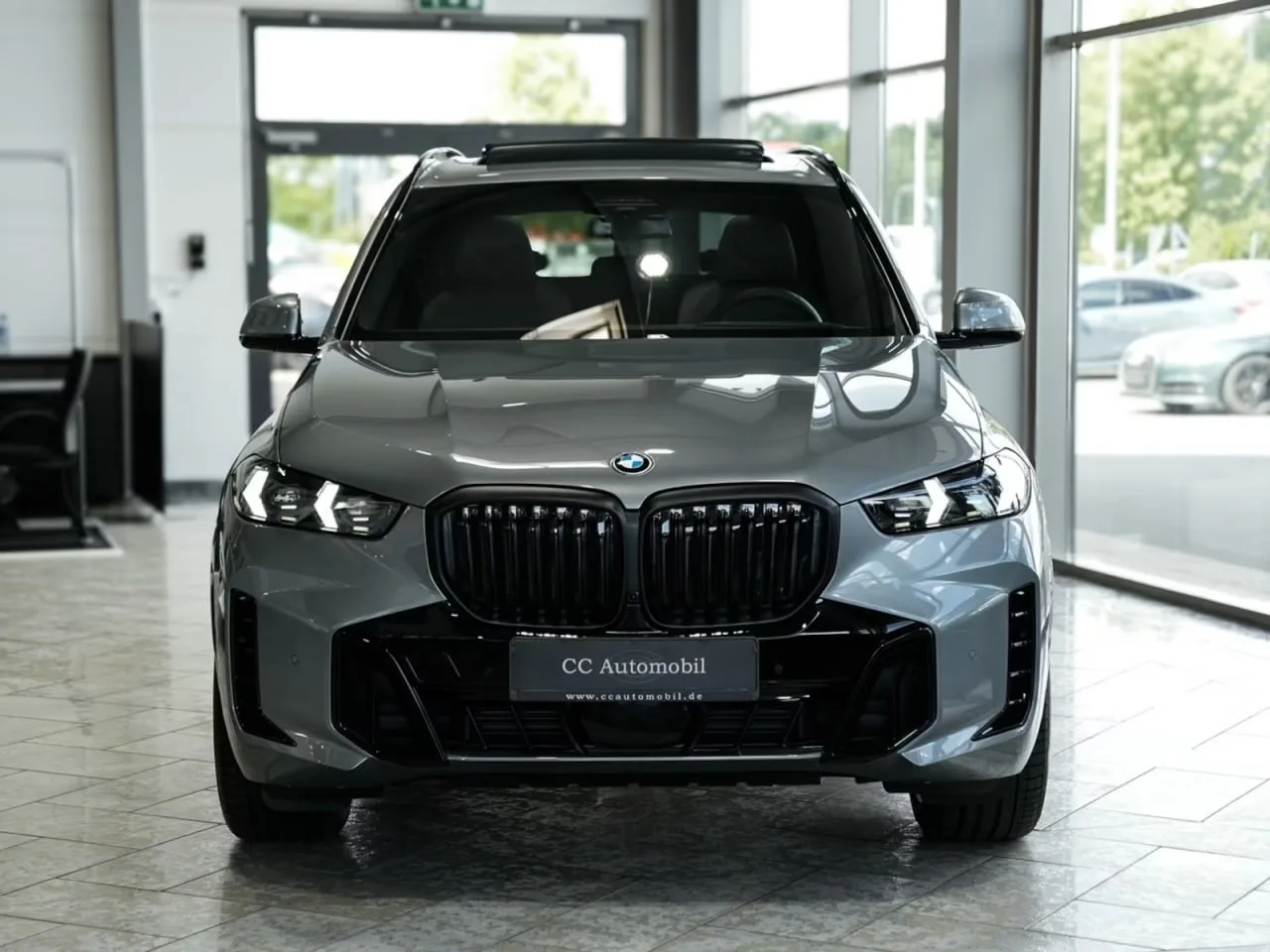 🇩🇪 BMW X5 30d M Sport Pro 
Очень жирная комплектация с подруливающей задней осью! 🔥

- Подруливаю