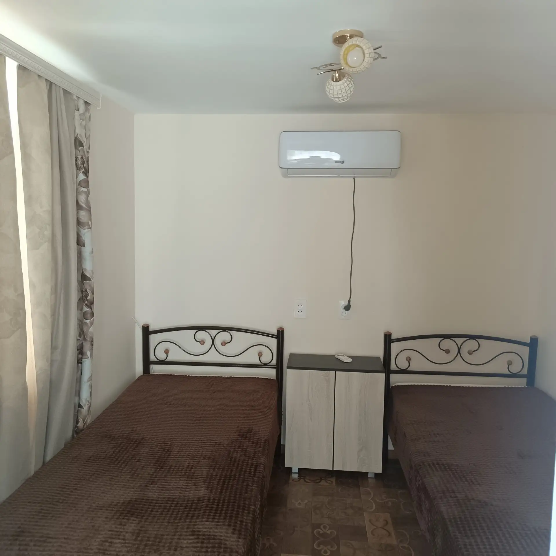 #КРЫМ #СЕМЕНОВКА  🏡Домик 36 кв. м. на берегу Азовского моря в Крыму  с. Семеновка СНТ "Маяк" приглаш