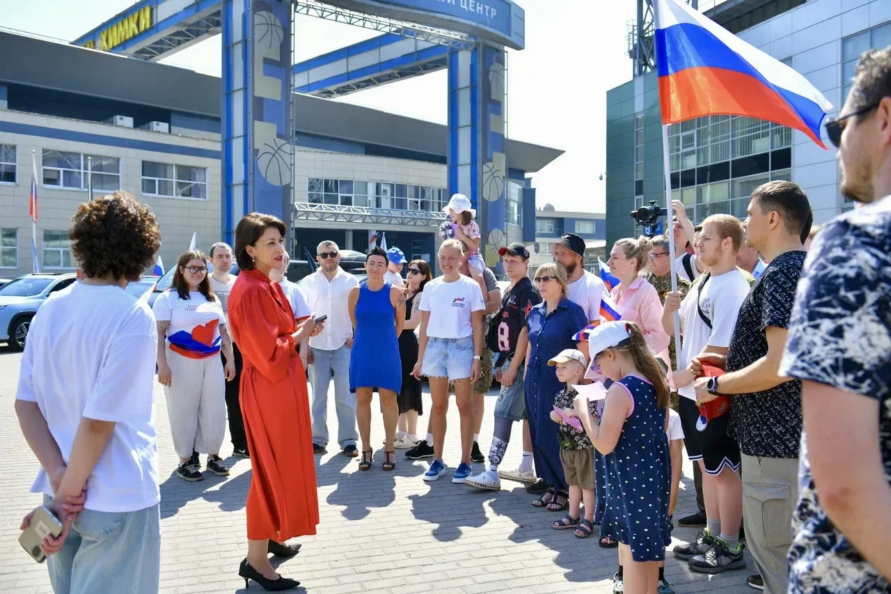 Сильная страна начинается с единства

В День России в Химках состоялся автопробег, объединивший люде