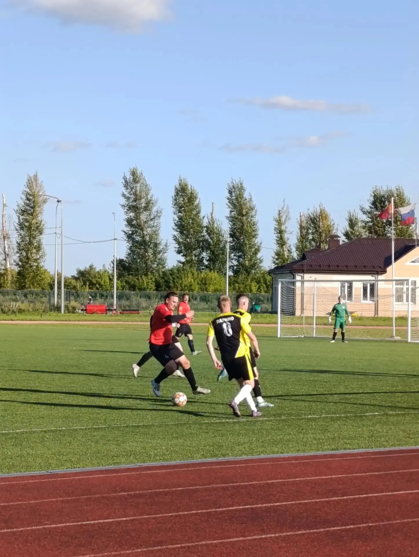 ⚽ «Победа» против «Салюта»: напряжённая битва на стадионе «Победа»! 🏆