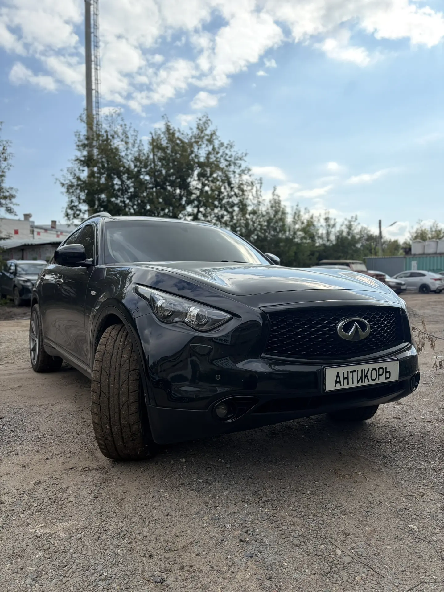 Следующие автомобили в работе: