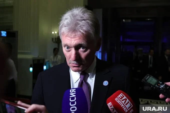 Песков:

"Россия продолжает контакты с Telegram по восстановлению доступа к мессенджеру".

А в Роско