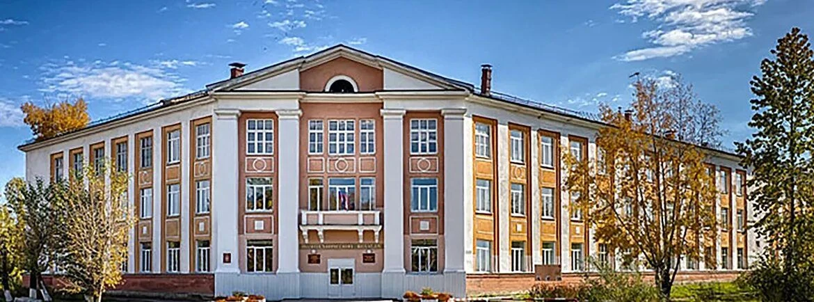 Уважаемые родители! Политехнический колледж начал прием документов на различные специальности, в том