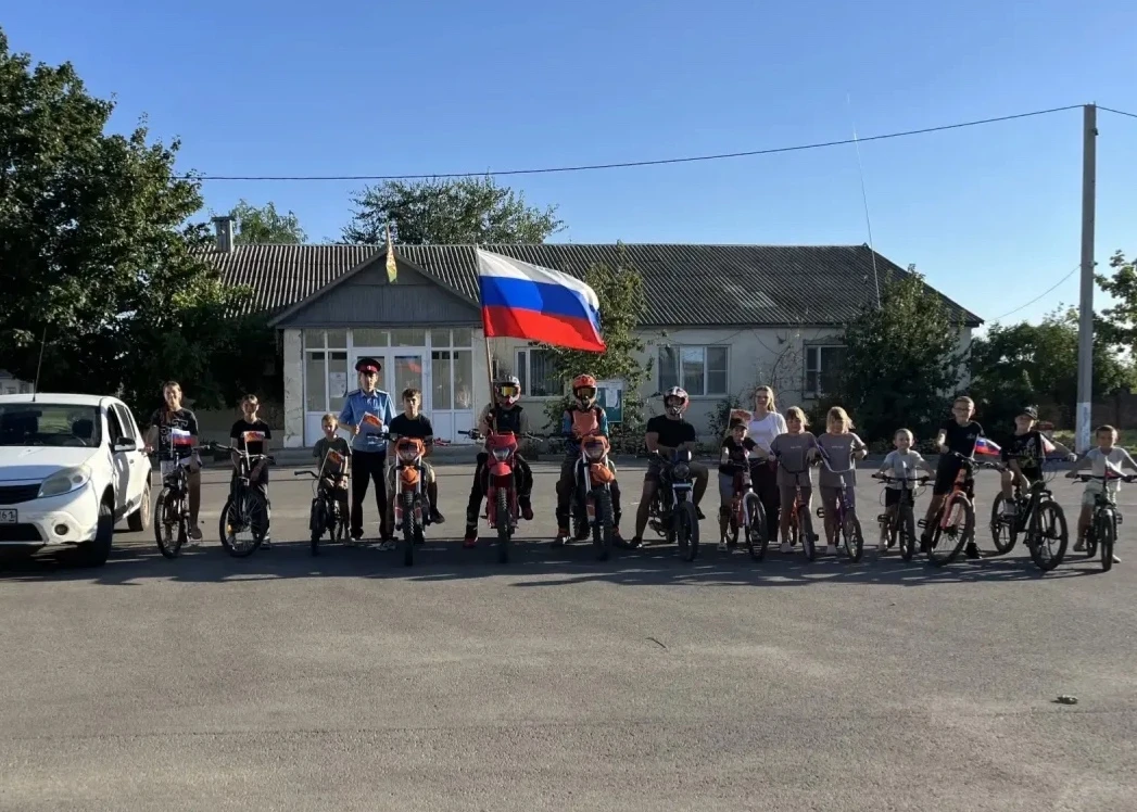 22 августа в нашей стране празднуется День Государственного флага. Это важная дата, воп...