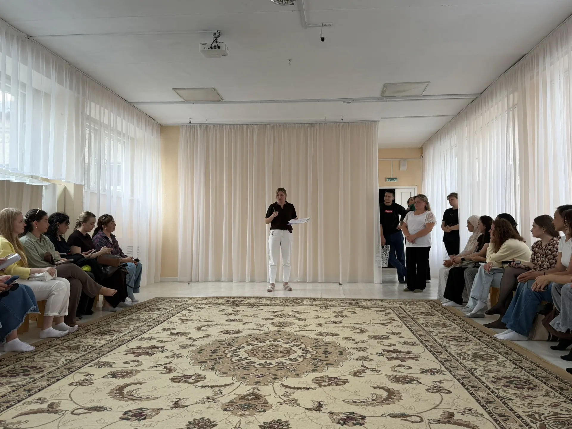 В Детском саду состоялось информативное родительское собрание для семей, чьи дети скоро присоединятс