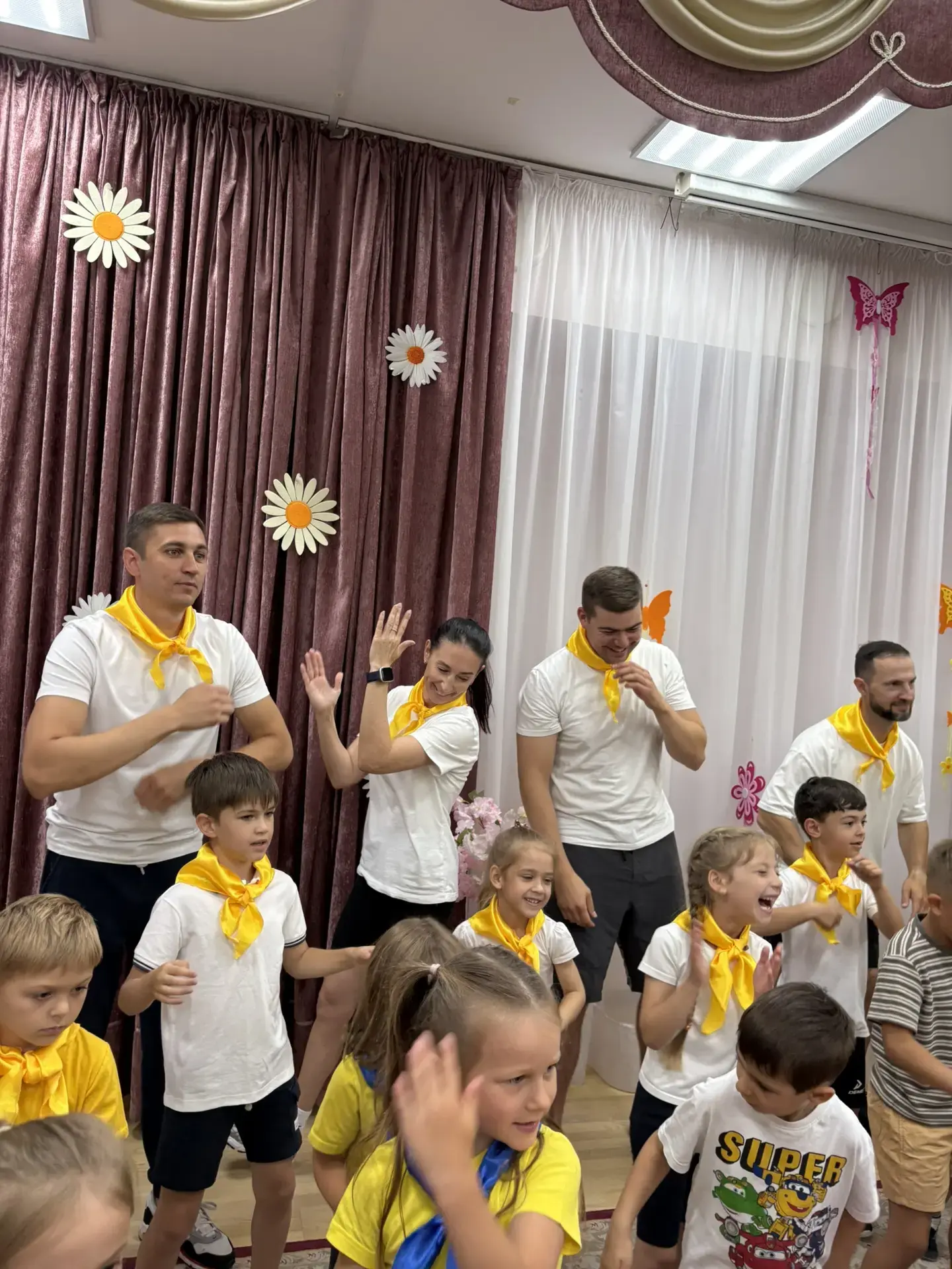 🎉 День семьи, любви и верности в нашем детском саду!

Сегодня, 8 июля, в нашем дошкольном учреждени