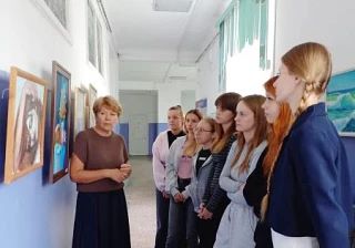 Открытие выставки творческих работ студентов состоялось в Хабаровском педагогическом ко...