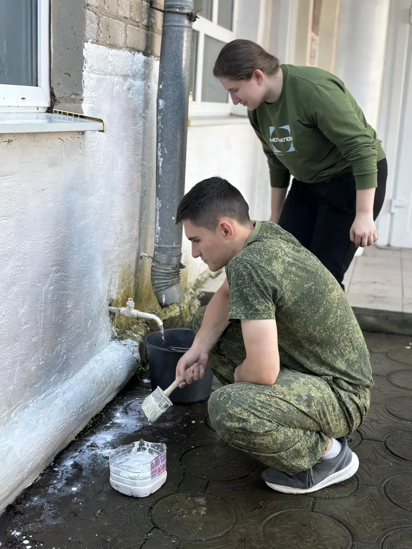 ⚒️Студенты-практиканты помогают в благоустройстве и косметическом ремонте института!

АЧИИ: MAX | Те