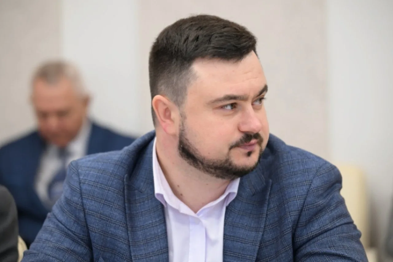 В Ярославской области снесли почти 700 опасных строений