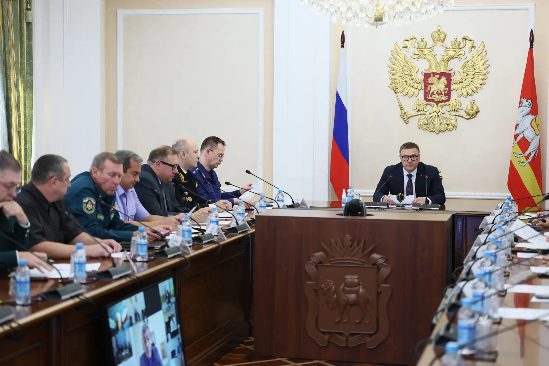 Алексей Текслер провел заседание КЧС по пожарной обстановке на юге области