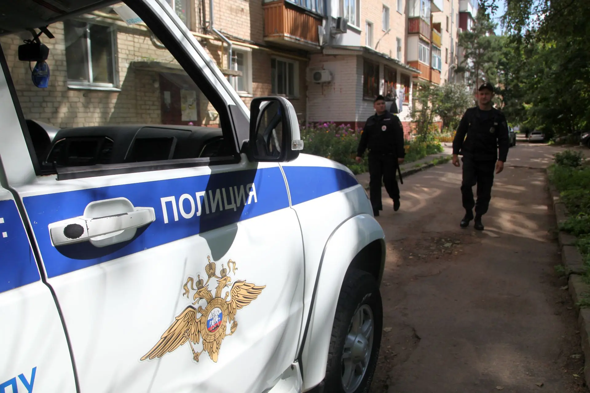 Полицейские установили подозреваемого в краже денег и мобильных телефонов у орловца