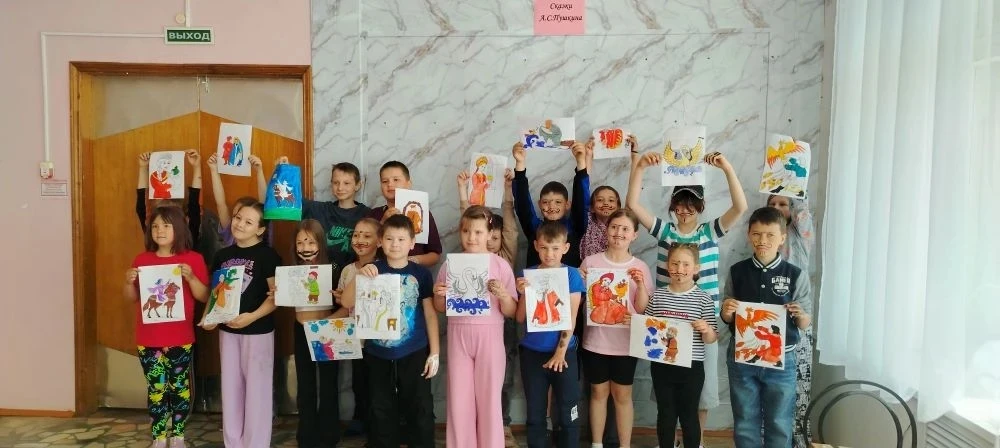 В МБУК "Ермоловский ДЦ "прошел конкурс рисунков А.С. Пушкина,приуроченный ко Дню памяти...