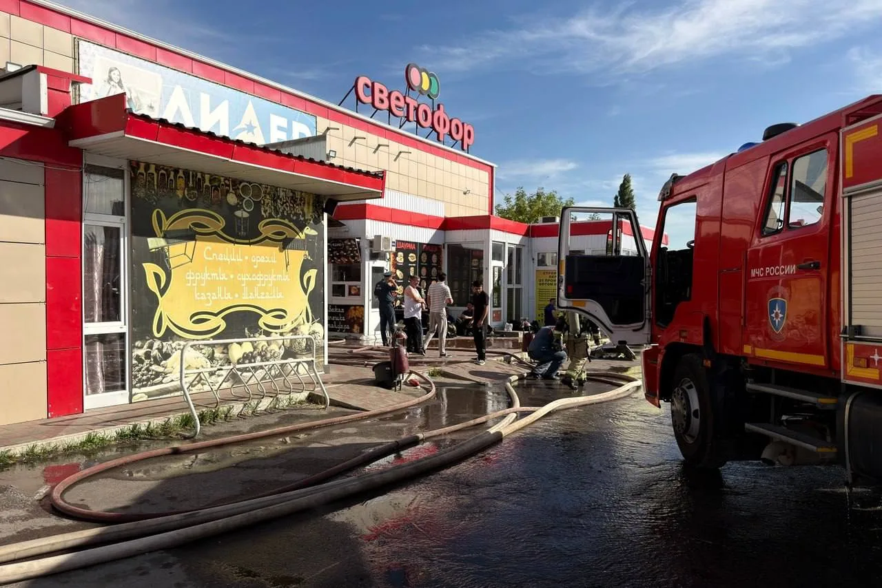 В Советском районе Волгограда произошло крупное возгорание, в результате которого почти...