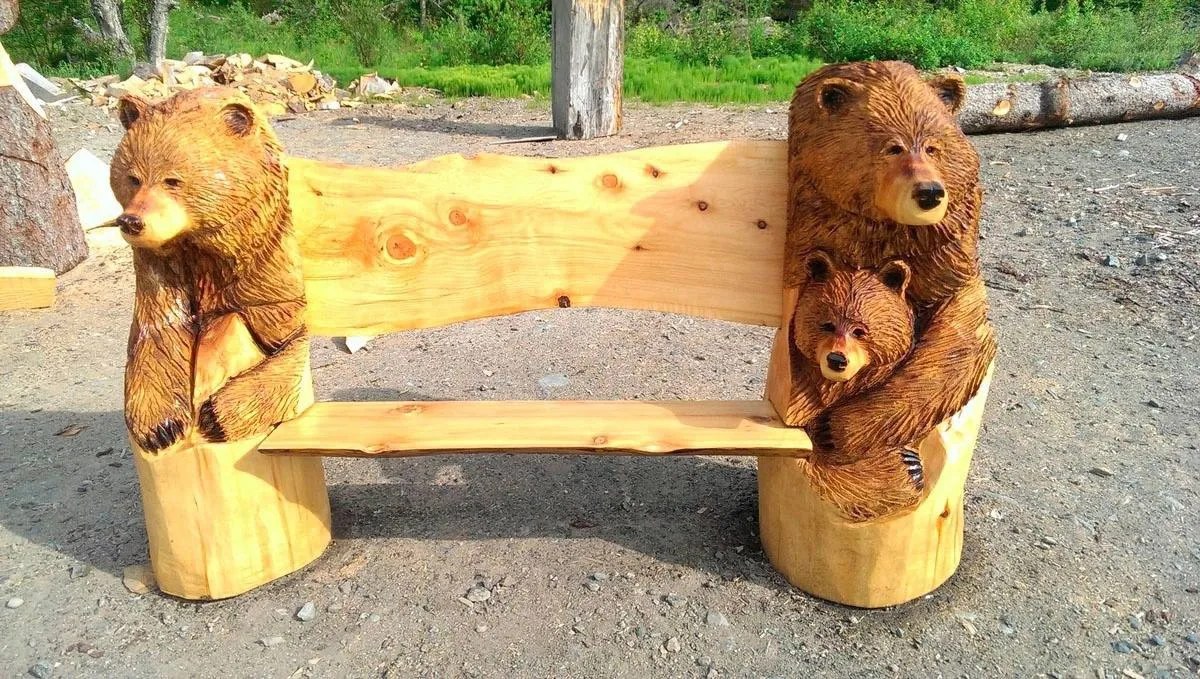 Лавочка с медведями. 🐗👍