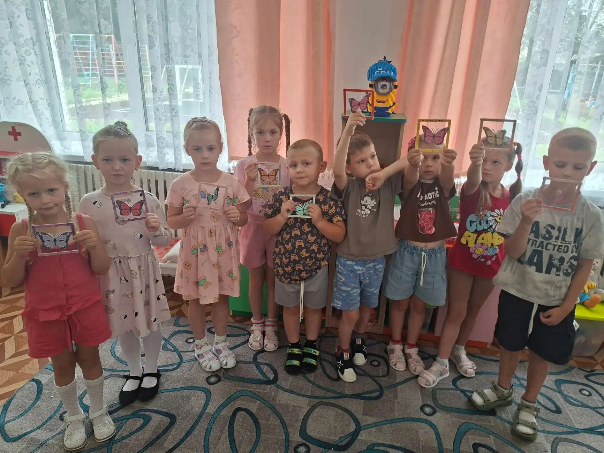 Заголовок: 🦋 Магия в руках наших ребят: «Порхающая бабочка»!