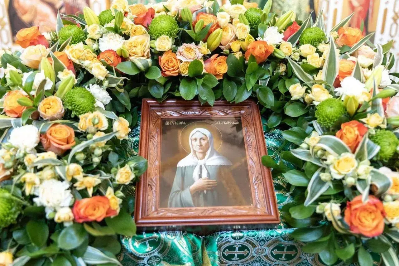 А сейчас на территории храма вовсю идет подготовка к Престольному празднику. Напоминаем...