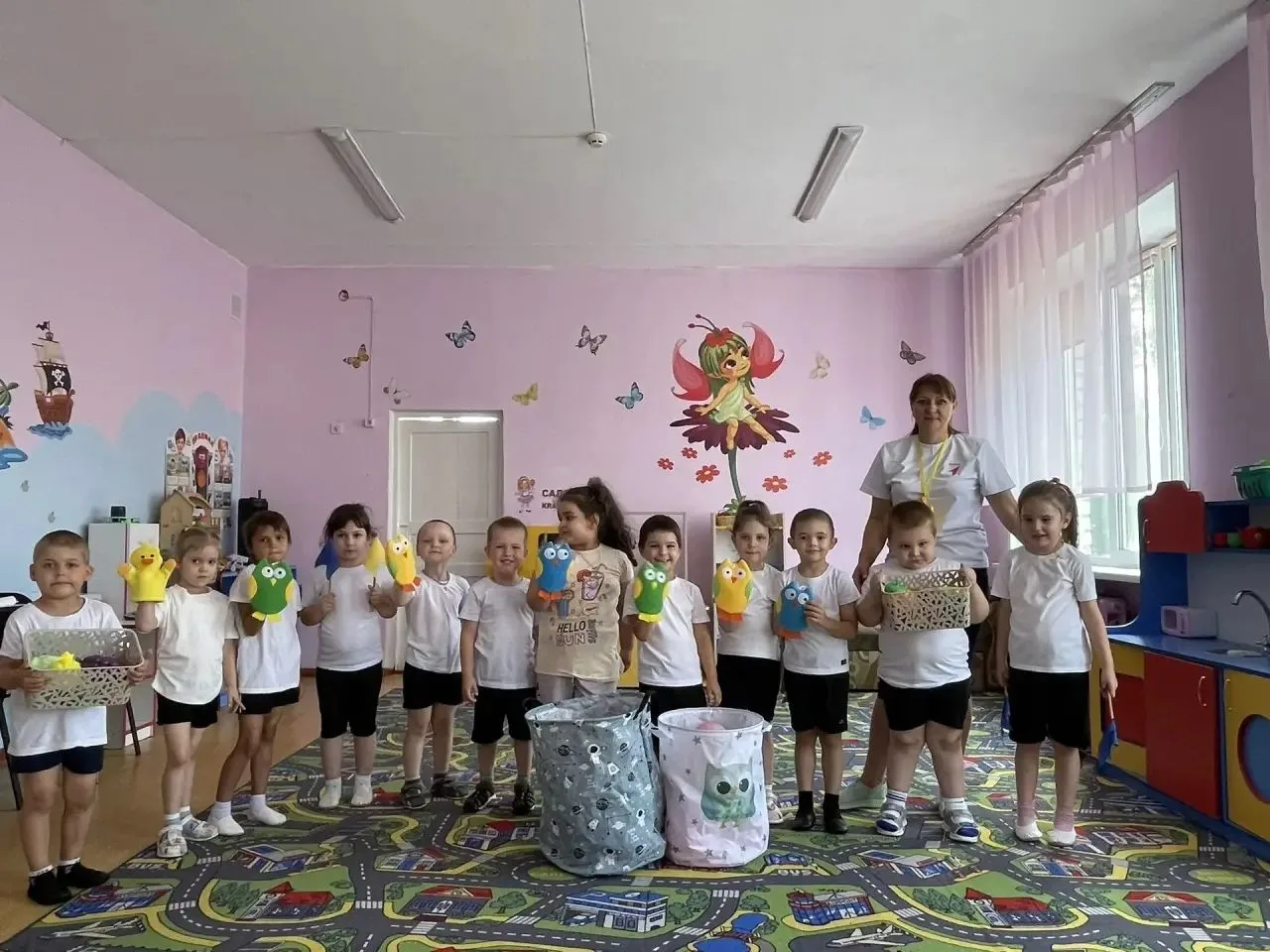 Движение — это жизнь! 

В нашем детском саду ребята из групп «Капелька»💧и «Пчёлка»🐝зарядились энер