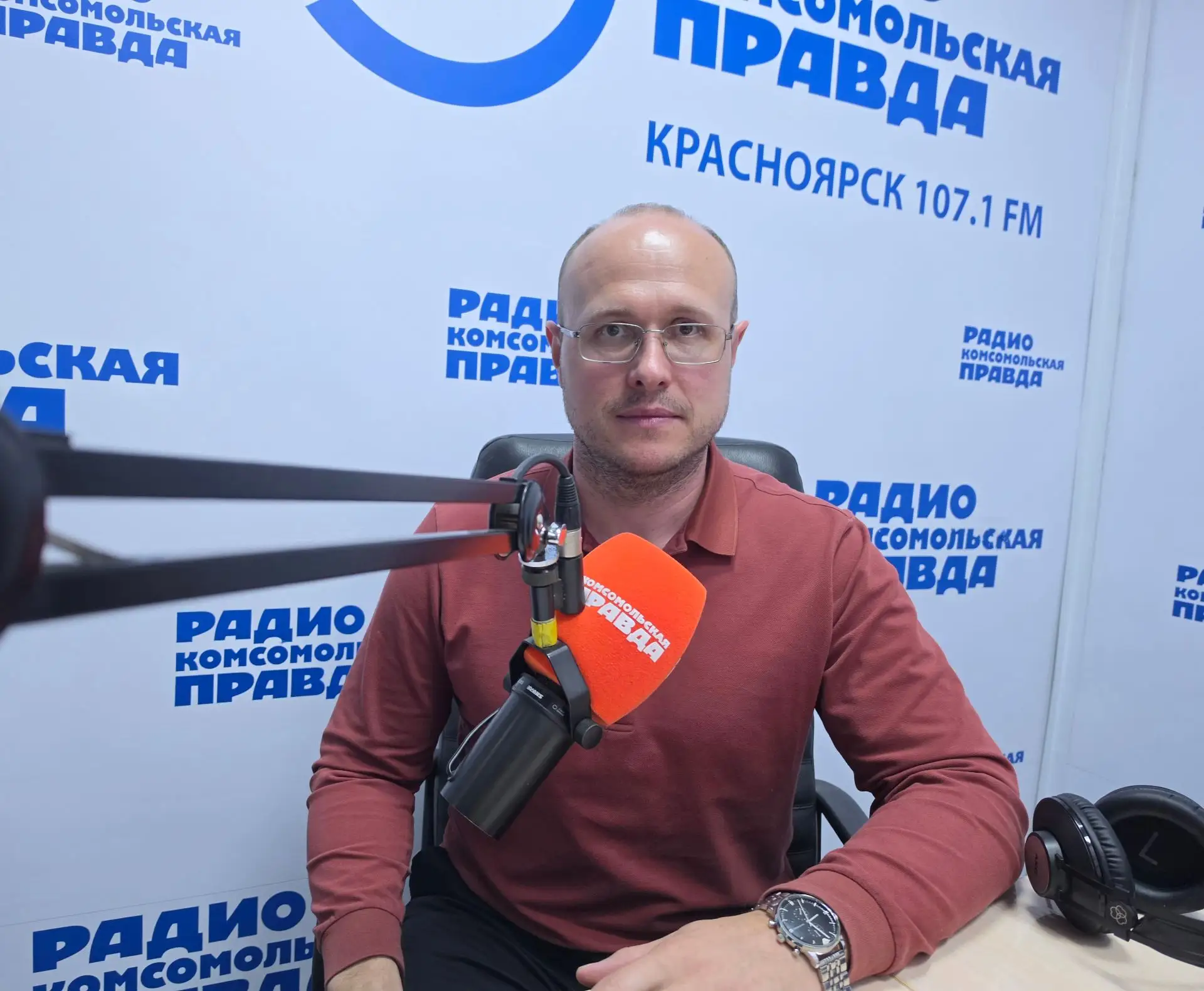 В эфире радио «Комсомольская правда» рассказал о промышленном форуме и секции, которую ...