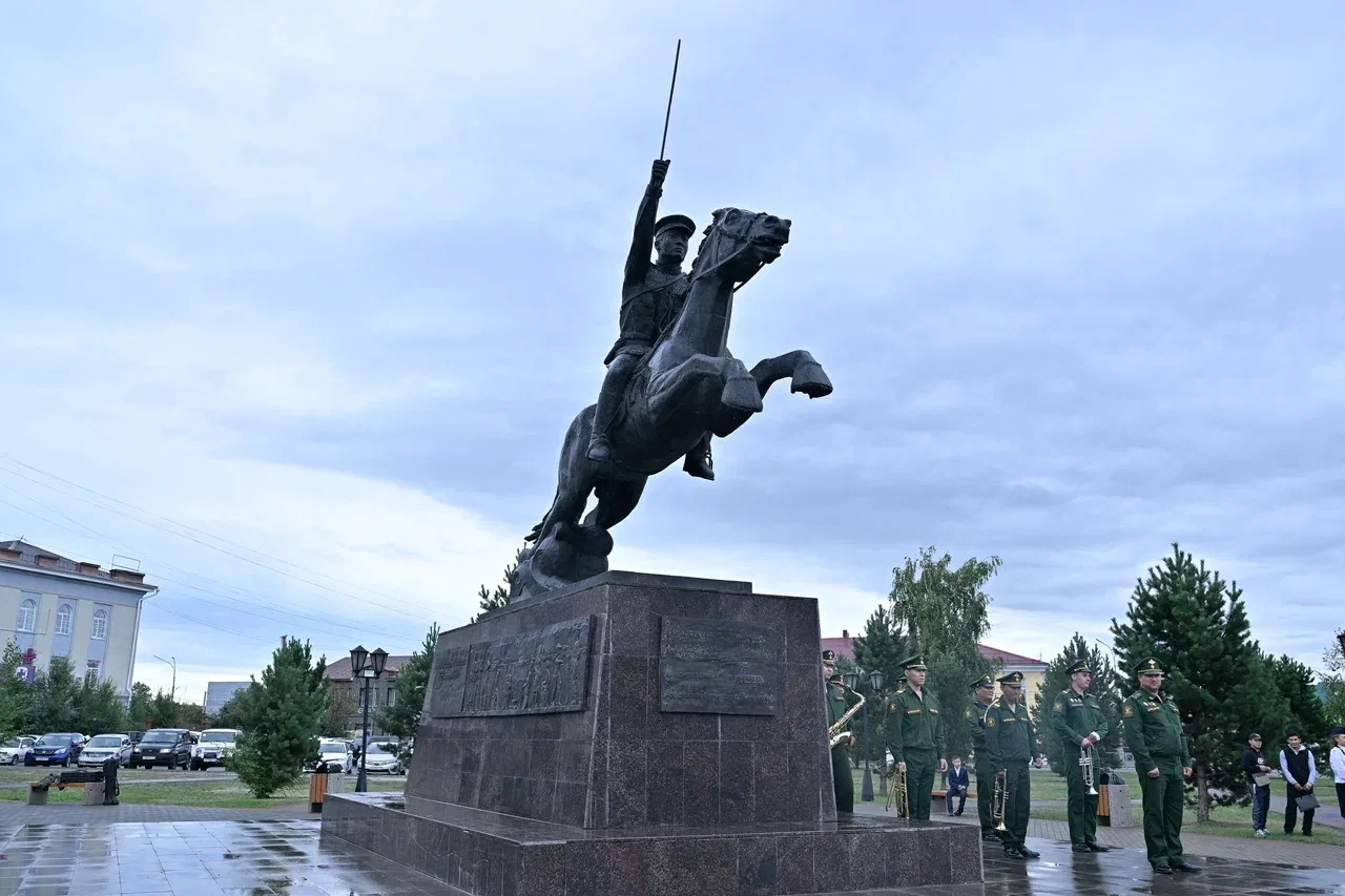 Сегодня в республике отмечают не только начало учебного года, но и День исторической па...