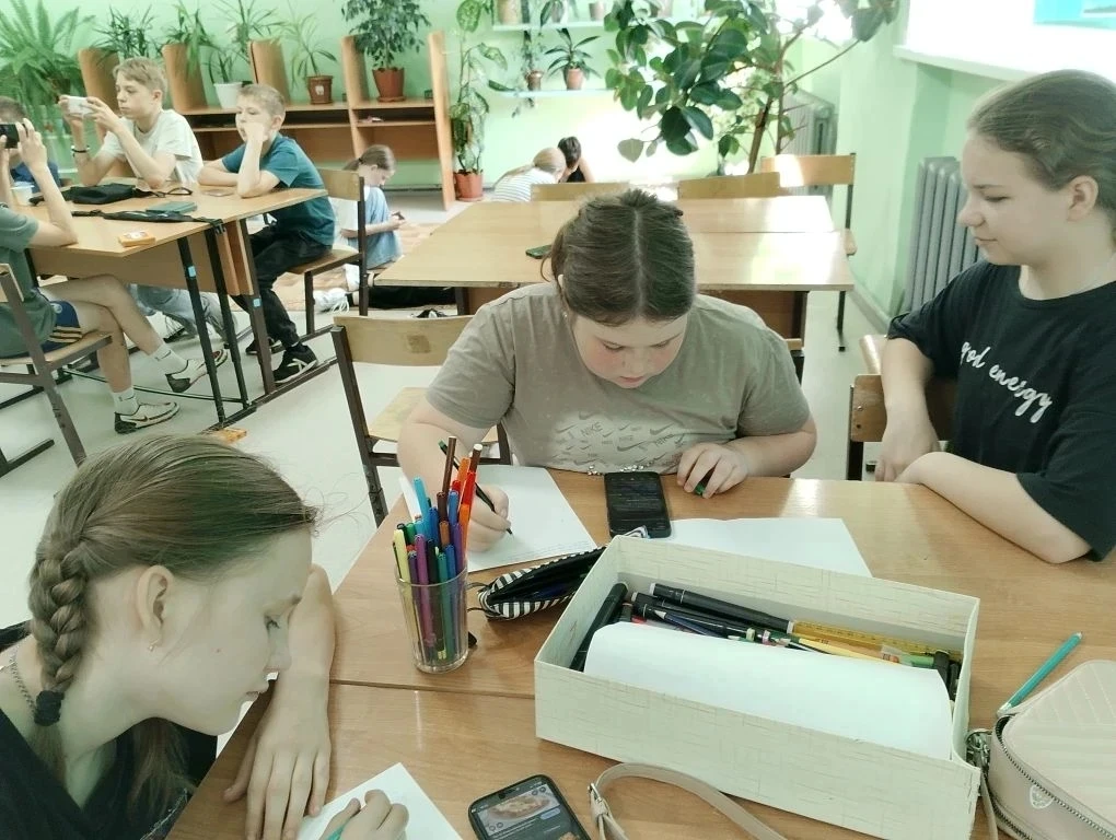 Горные ритмы и тепло Сибири: в нашем лагере прошел день народов Кавказа.