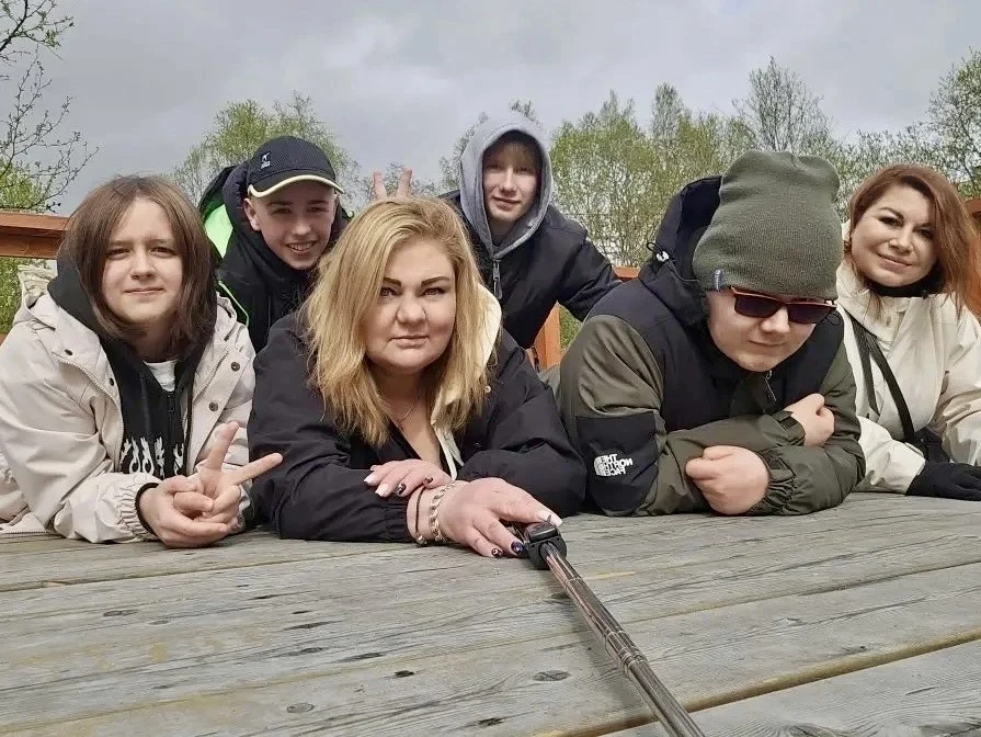 25 мая 8 и 10 классы нашей школы закрыли учебный год не за партами, а на природе! 🏕