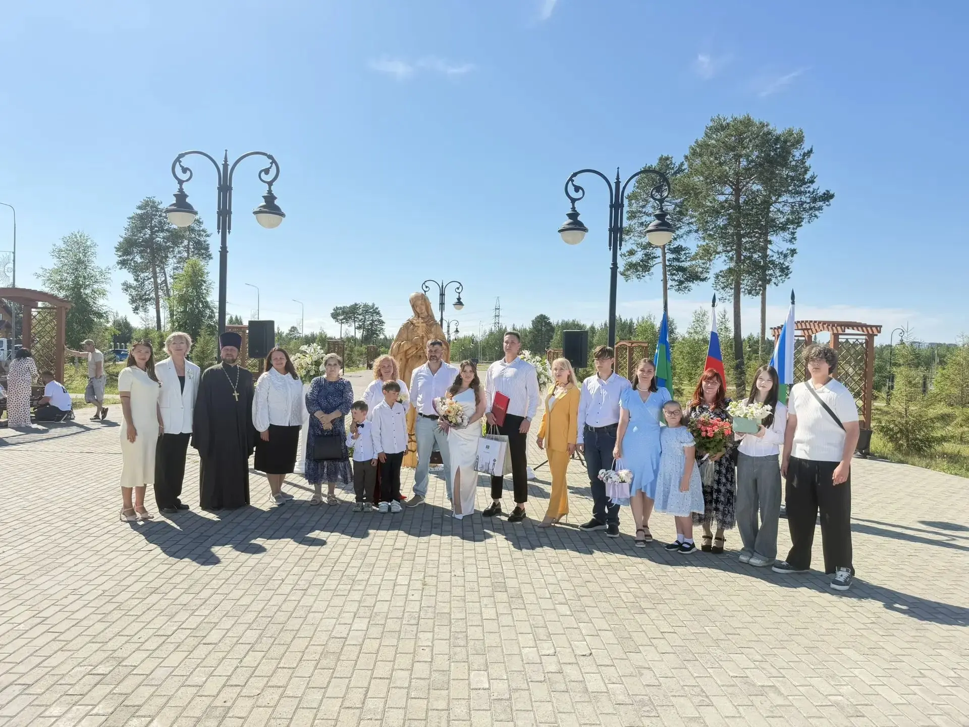 В Парке 50-летия города Когалыма состоялась выездная церемония бракосочетания! 💍🕊️