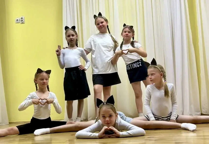 🎭 Школьный лагерь зажег звезды✨

Сегодня в стенах нашего школьного лагеря состоялся один из самых д