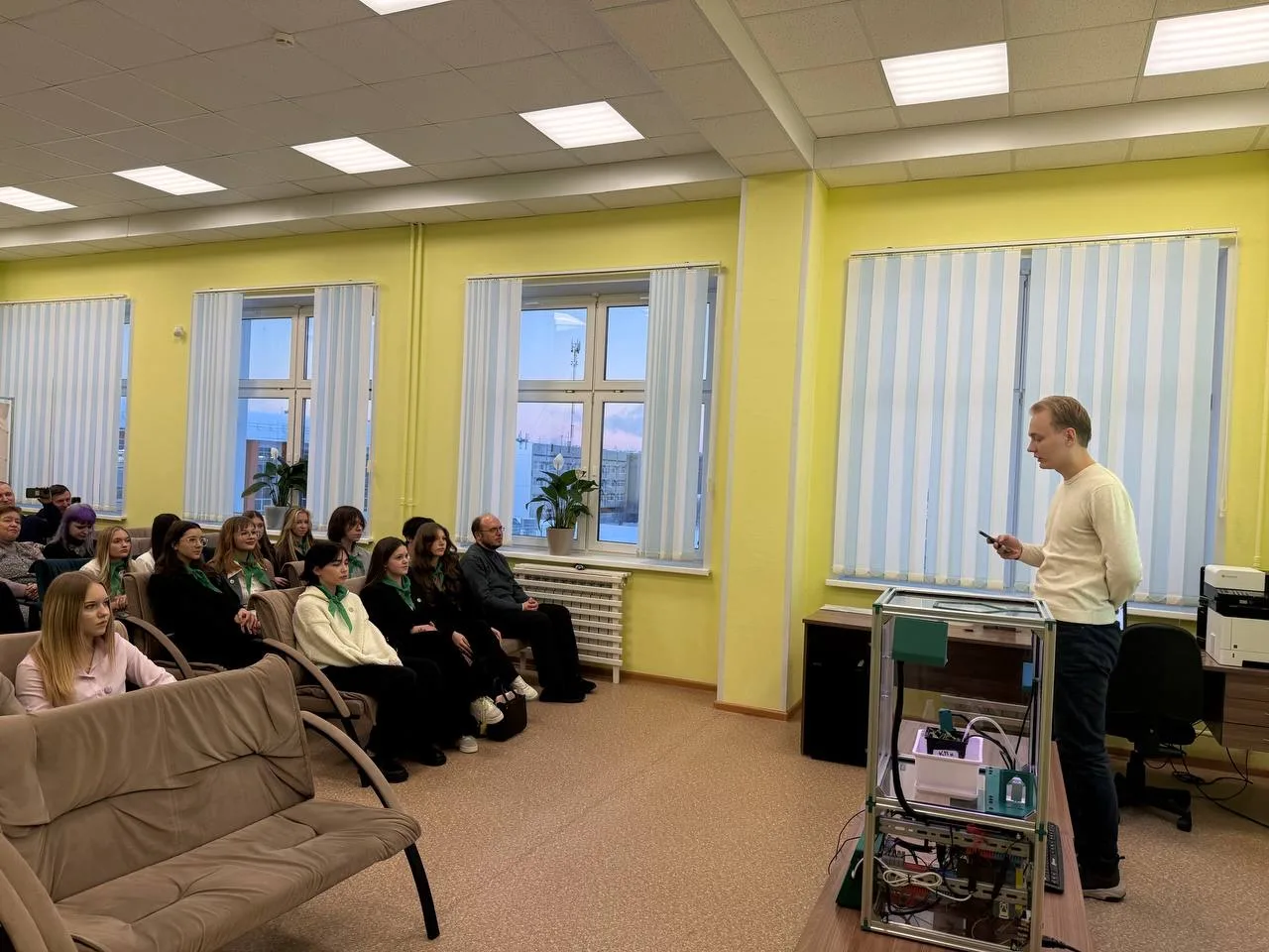 24 декабря учащиеся Гимназии имени А.С. Пушкина представили первые результаты работы в рамках образо