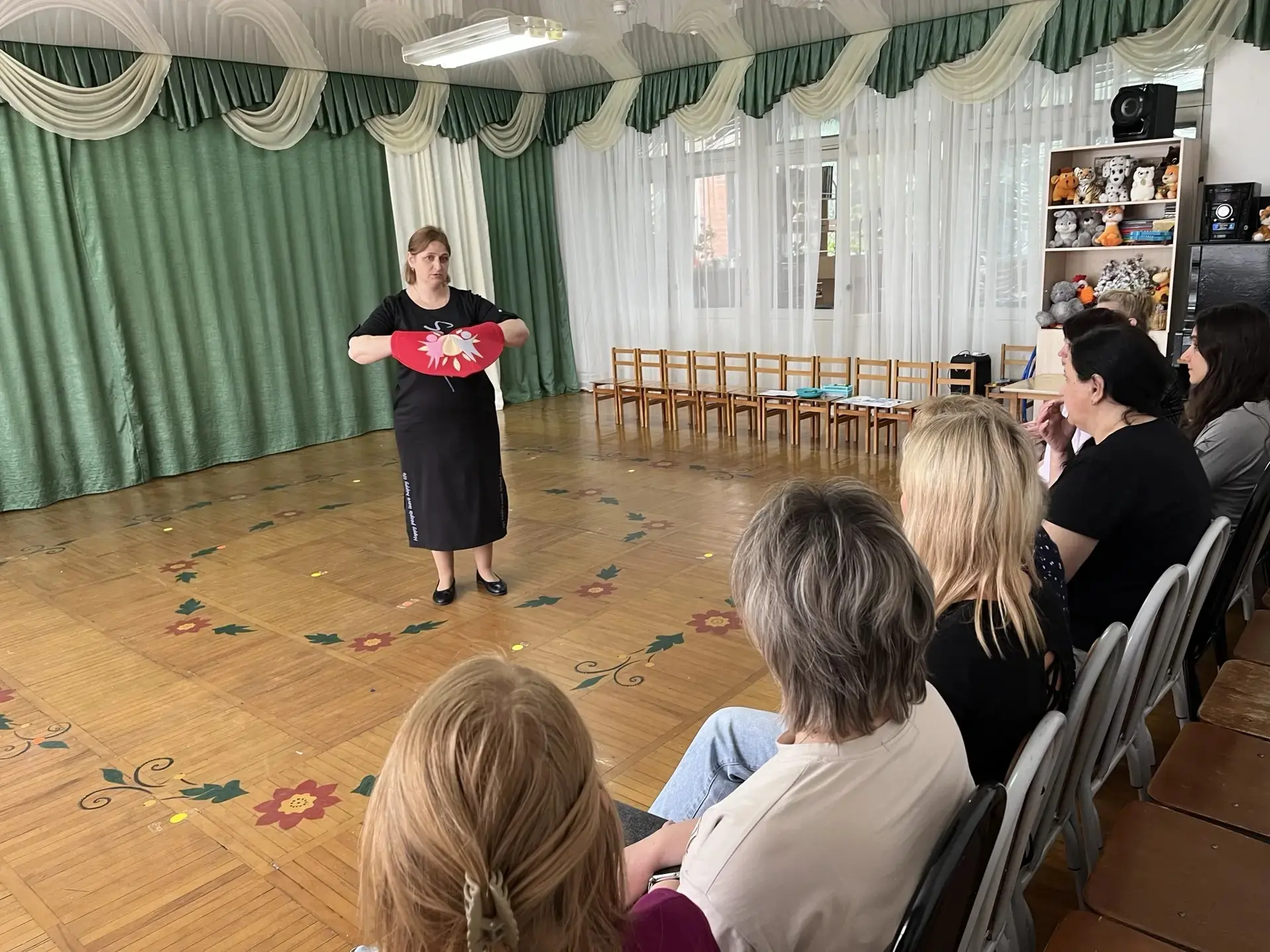 Фестиваль педагогического мастерства "Город детства -лучшие практики".
Педагог Дмитриева С.А . прове