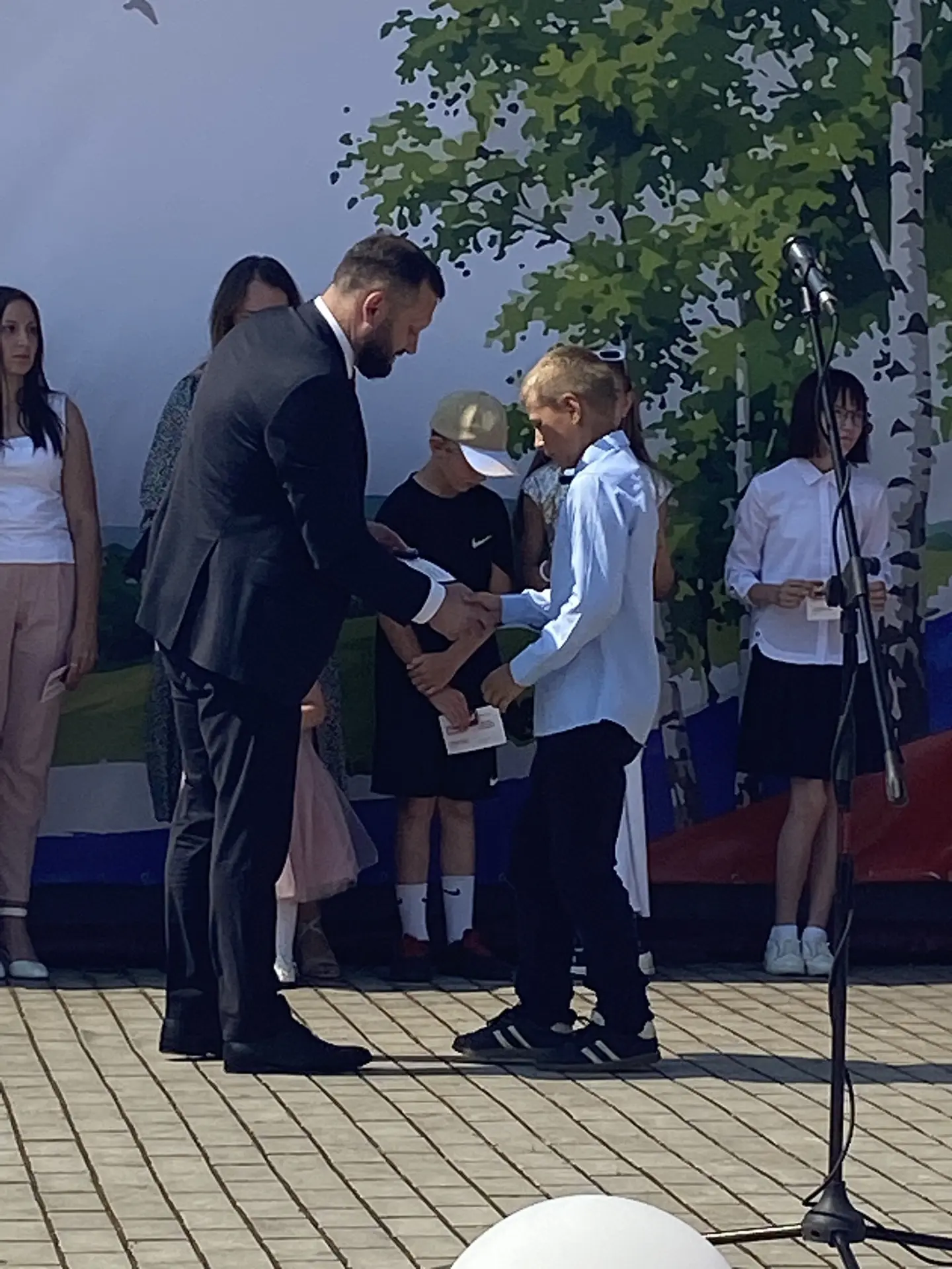 В рамках праздника «Родина моя — Россия» состоялось торжественное вручение паспортов юн...