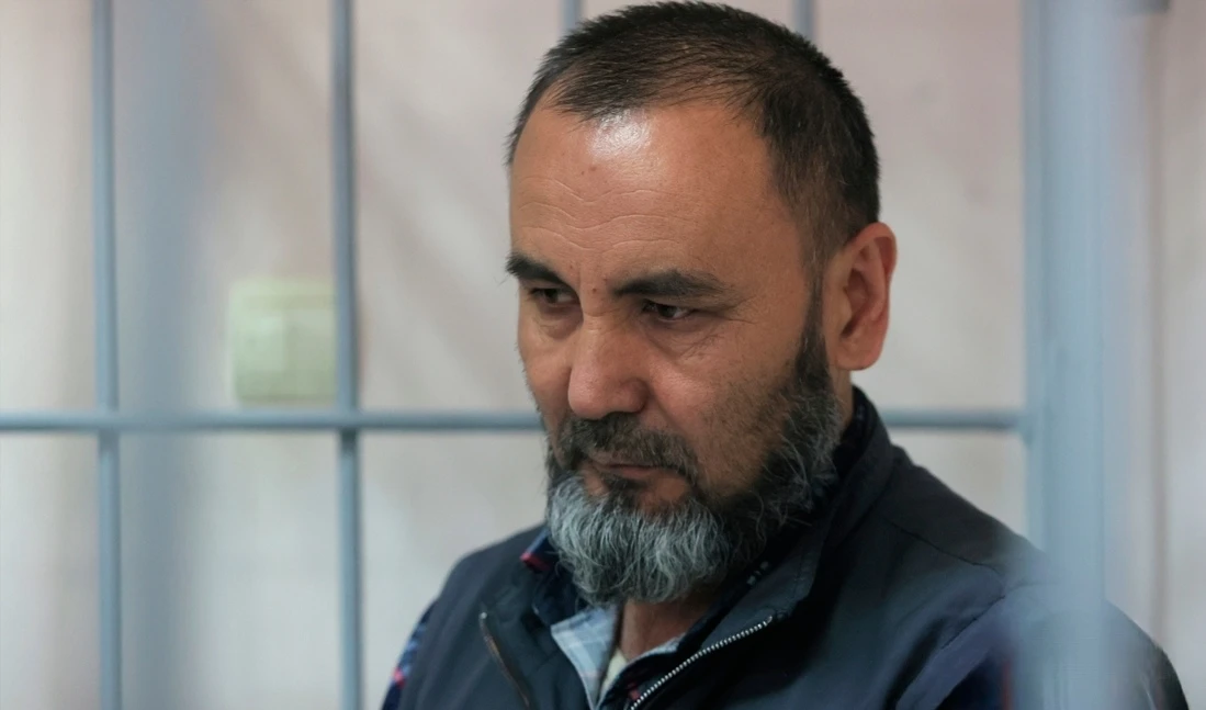 Водитель автобуса, сбивший Ирбитчанина насмерть в Екатеринбурге, обжалует арест.