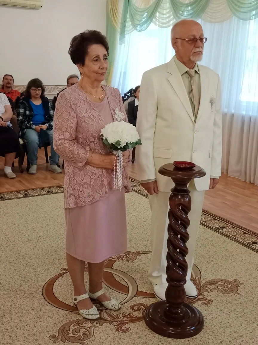🎉22 августа 2026 года, в отделе ЗАГС г. Десногорска отметили 50-летие совместной жизни...