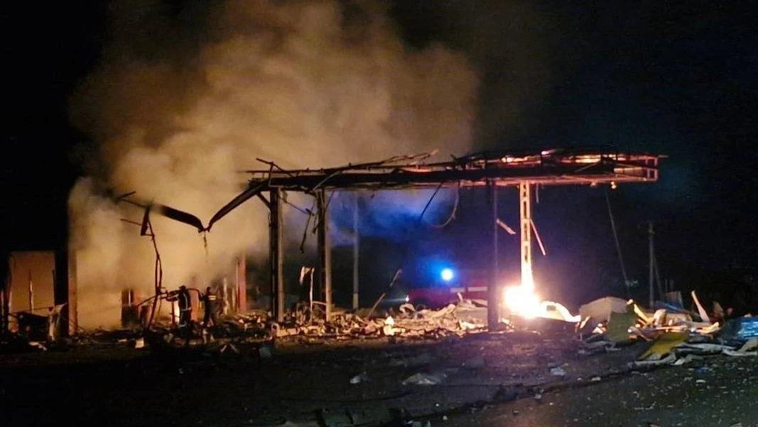 ‼️⛽️ Мощный топливный кризис на Украине Уничтожено более 160 АЗС, бензин скоро будет стоить 100 грн.