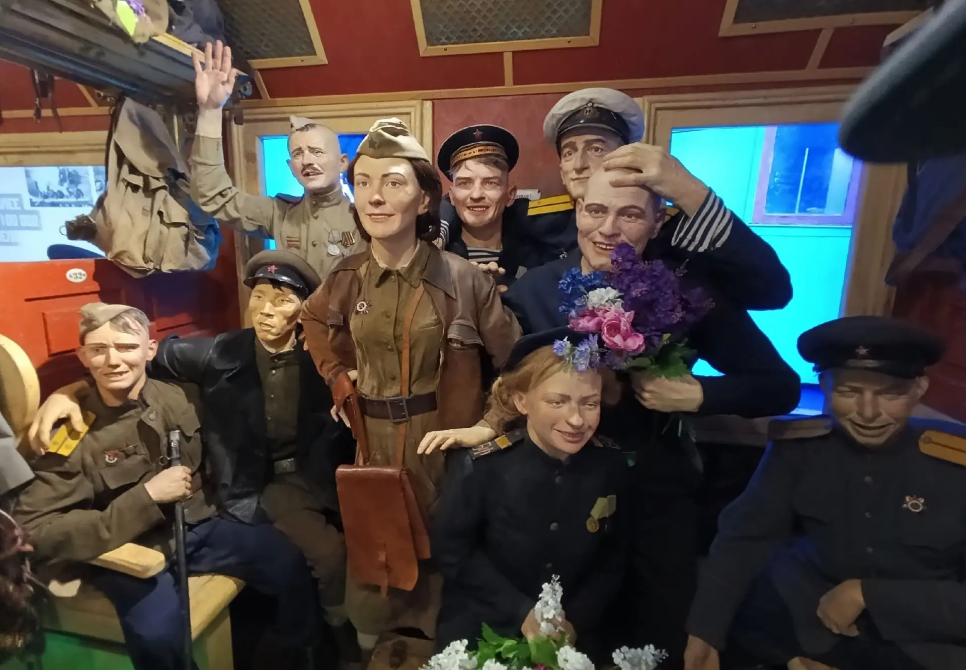 🚂«Поезд Победы» прибыл на станцию «Тольятти» 
 
15 июня Тольятти встретил «Поезд Победы». На протяж