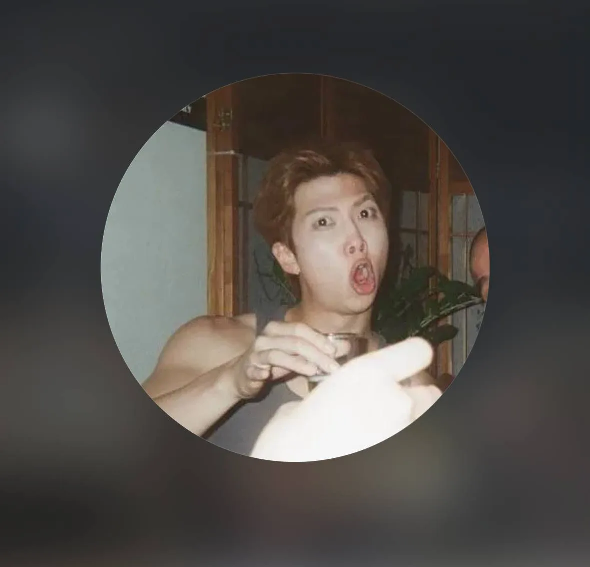 Намджун сменил фото и  добавил новое био профиля в Instagram ❤️‍🔥