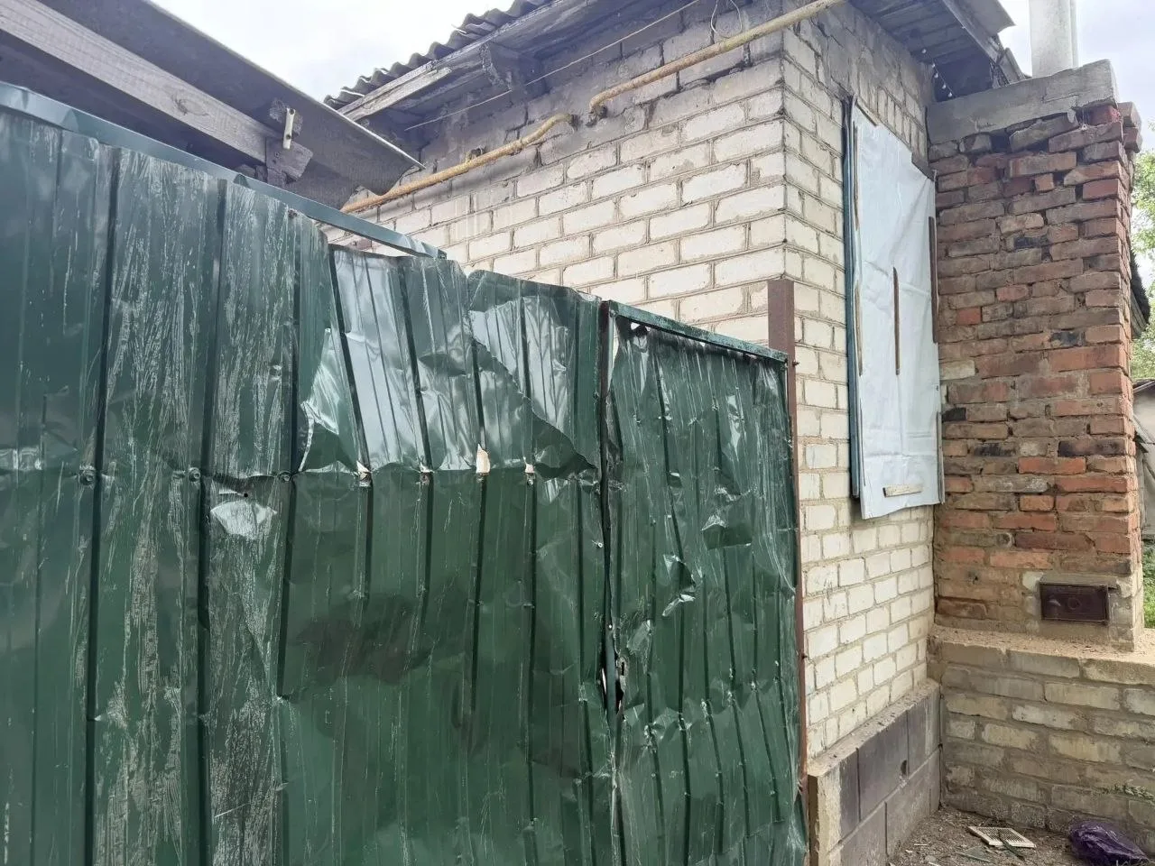 ⚡️ Ночью беспилотники ВСУ нанесли удар по Первомайску

К счастью, среди мирных жителей нет жертв и п